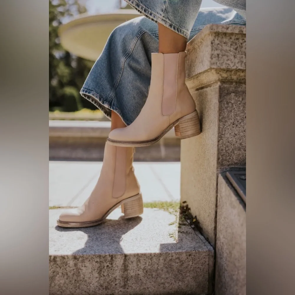 Free People Chelsea Boot - Picture 4 of 5